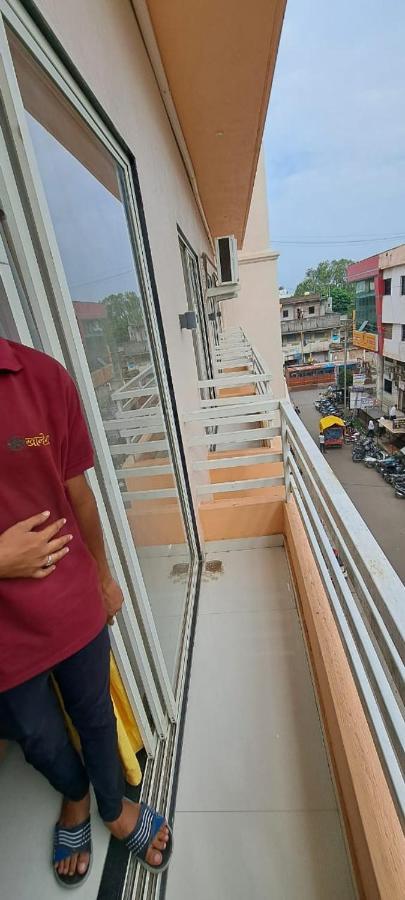 Hotel Aaditya Palace Bhusawal Экстерьер фото
